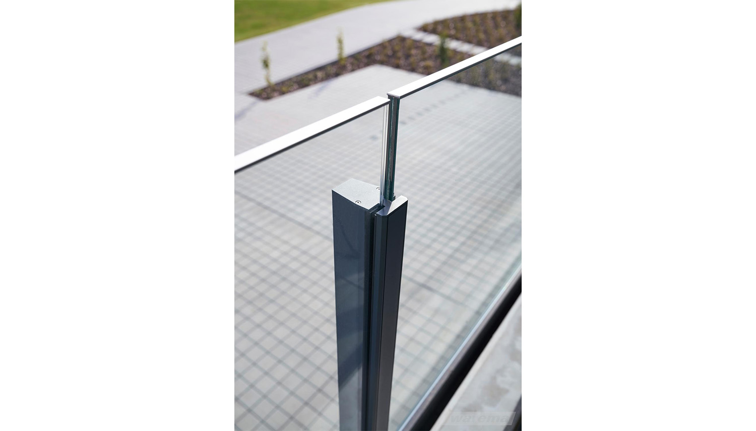 Glasgeländer VisioNeo View von WAREMA